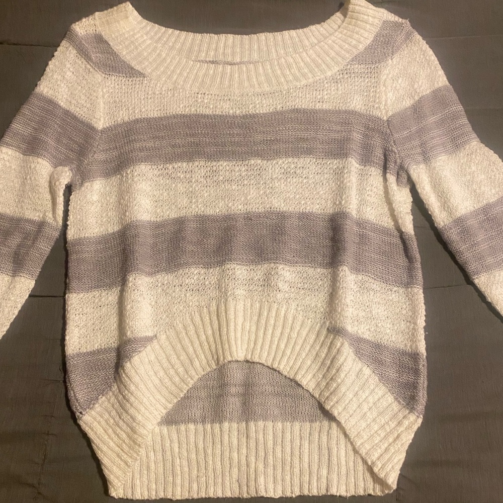Mudd Women's Striped Crew Neck Sweater - White and Gray
